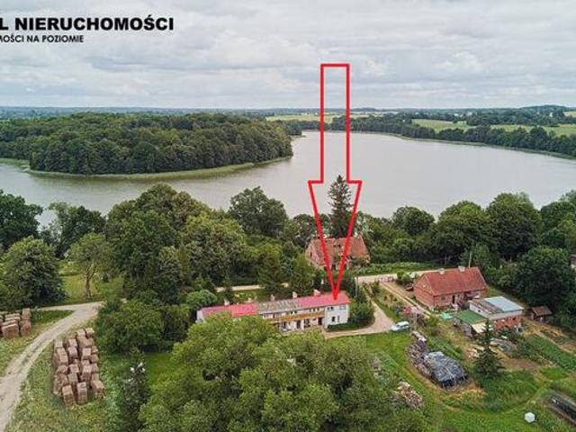 Dom nad jeziorem