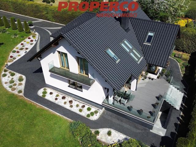 Dom, Strawczyn, 275.10 m², sprzedam dom