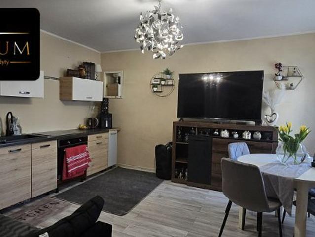 Dom szeregowy 120 m2 po remoncie, ogrzewanie gazowe