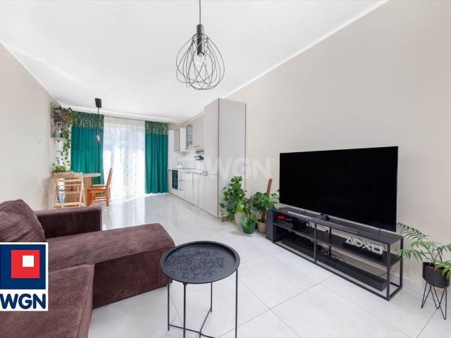 Dom szeregowy 70 m² z ogrodem, gotowy do zamieszkania