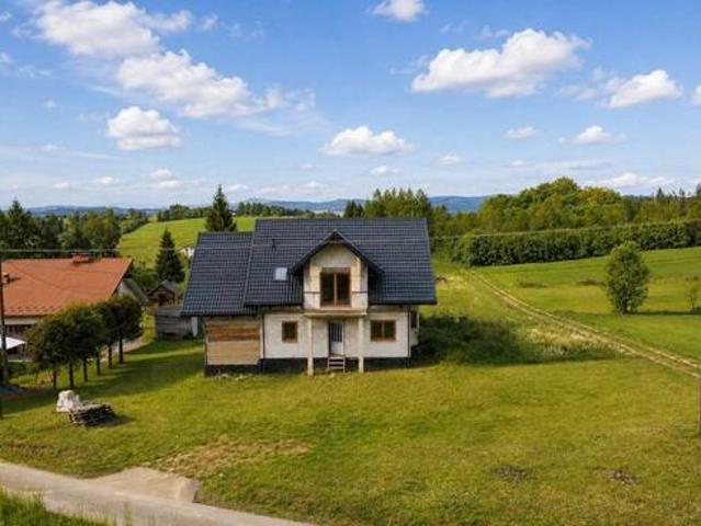 Dom Poraż gm. Zagórz