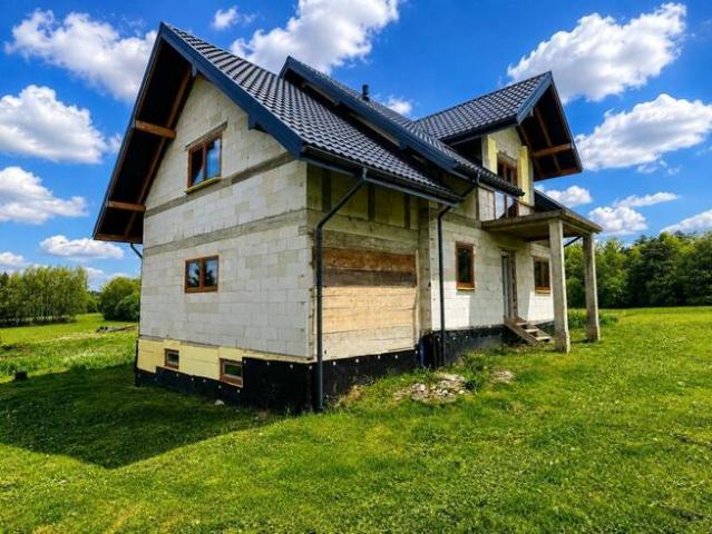 Dom Poraż gm. Zagórz