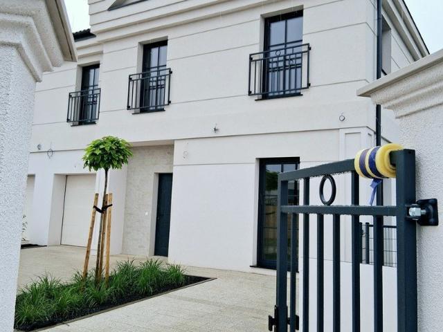 Dom premium 160m² z ogrodem i garażem