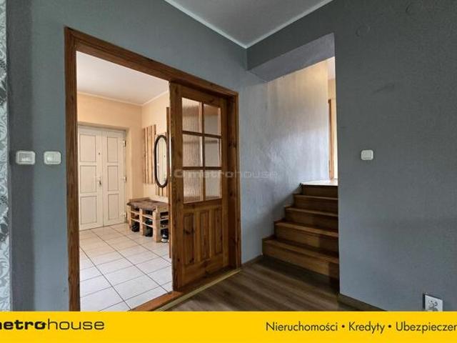 Dom w Malborku 350 m² na działce 630 m², 8 pokoi