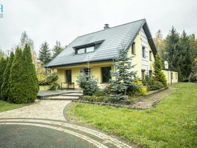 Dom Wola Czarnyska gm. Wodzierady