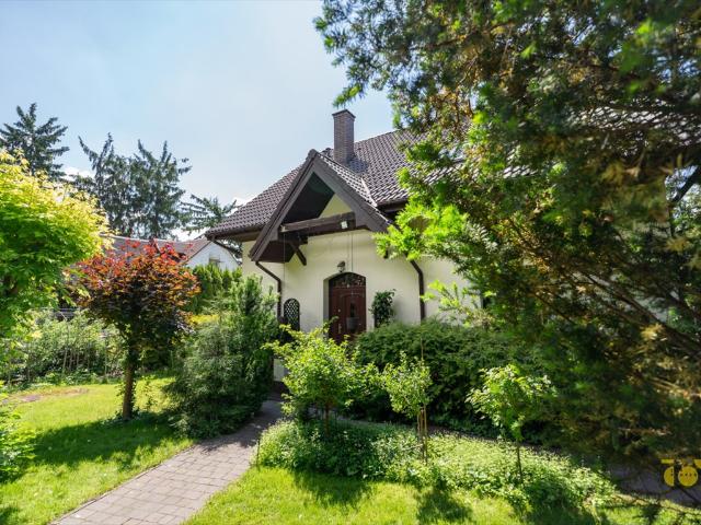 Dom wolnostojący 144 m² z ogrodem i potencjałem