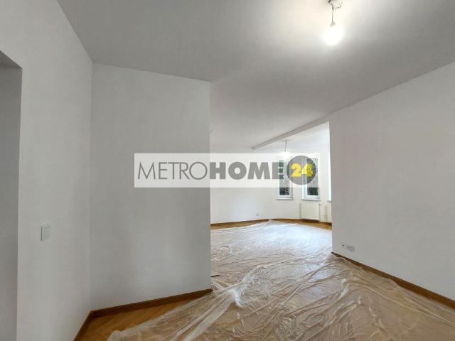 Dom wolnostojący 150 m² z balkonem na wynajem Michałowice