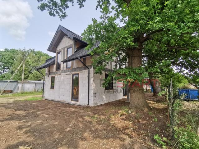 Dom wolnostojący 130 m² w stanie surowym zamkniętym