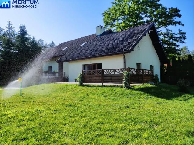 Dom wolnostojący 300 m2 z dużym ogrodem i klimatem
