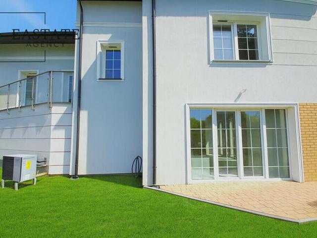Nowoczesny dom 176 m², stan deweloperski, działka