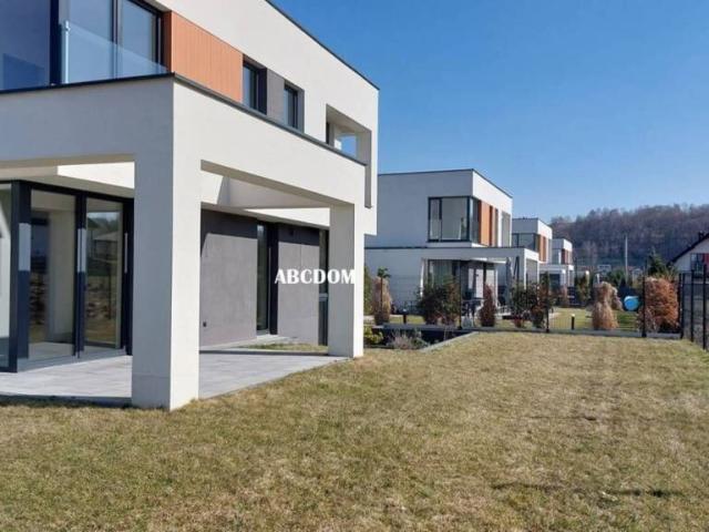 Dom, Wrząsowice, 186.00 m², sprzedam dom