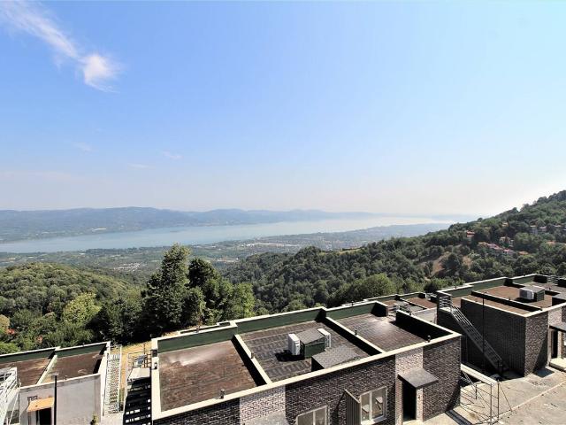 Dom z widokiem na jezioro, basen, ogród 100m²