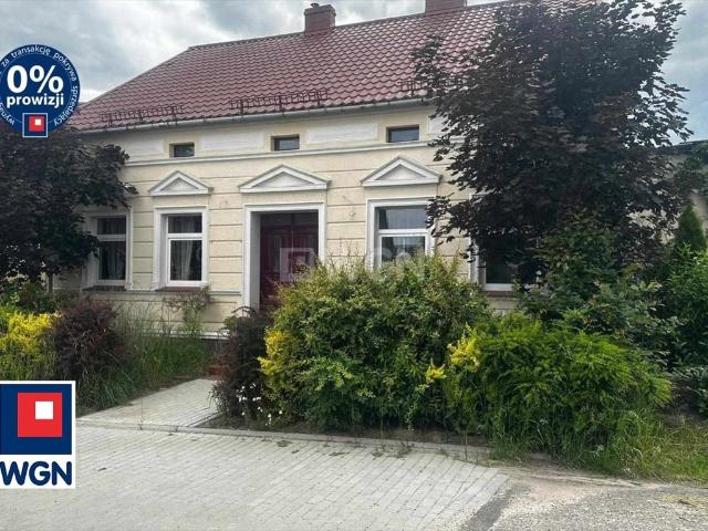 Dom z dostępem do jeziora Mielno – 170 m2, garaże, rozbudowa