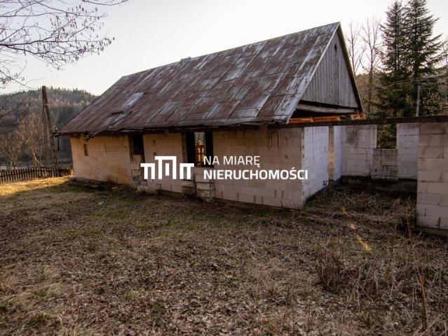 Sprzedam dom z dużą działką 40 arów w Woli Komborskiej