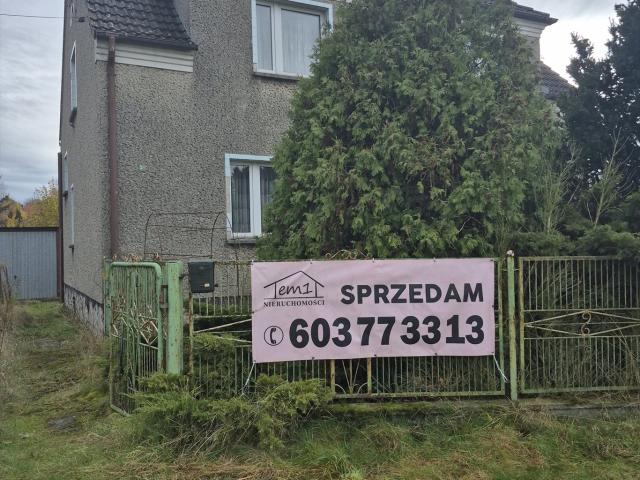 Dom z dużą działką i stawami w Siedliskach