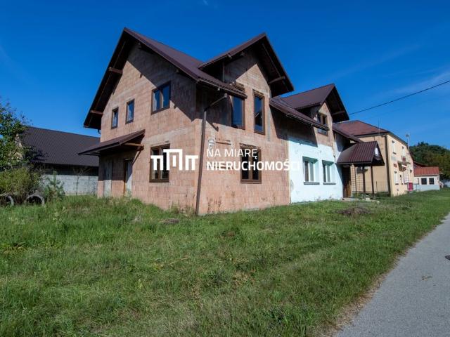 Dom z lokalem usługowym 229 m2, Wólka Tanewska