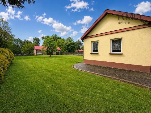 Dom z rozbudową i dostępem do rzeki – idealny dla Ciebie!