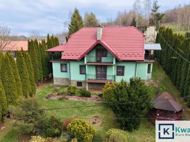 Dom z garażem i ogrodem, 147 m², potencjał rozwoju