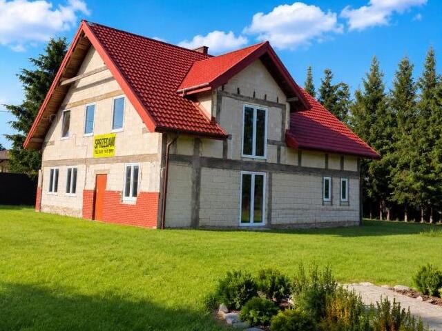 Dom 200 m² z garażem na Mazurach polecam