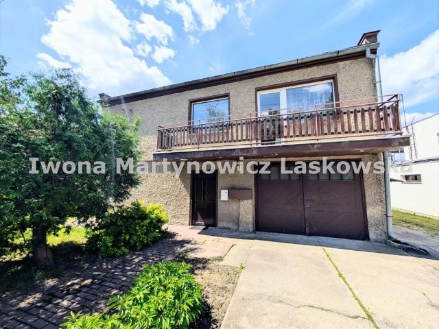 Do sprzedania dom z potencjałem 145 m² w Wołowie