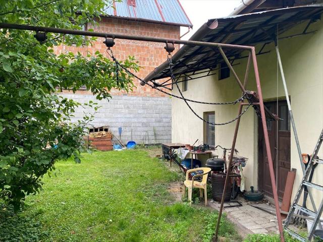 Dom z potencjałem i dużą działką w Sulejówku