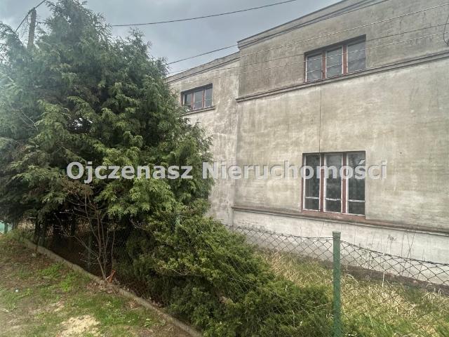 Dom z potencjałem inwestycyjnym na Miedzyniu, 198 m2