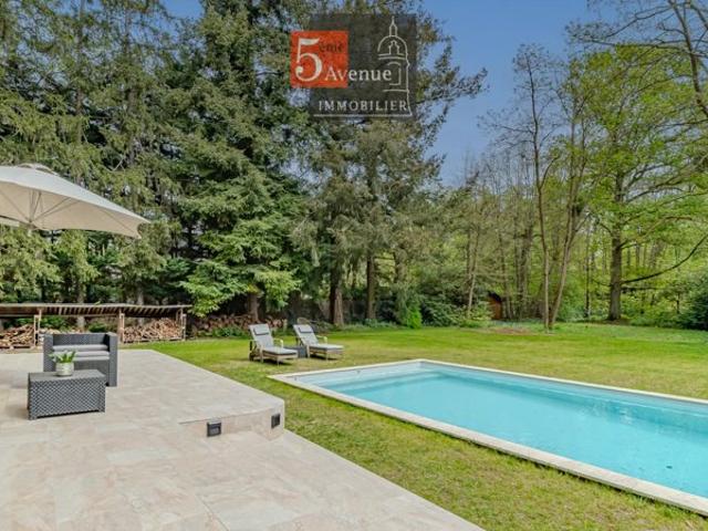 Domaine du Lys à Lamorlaye. Propriété familiale rénovée avec