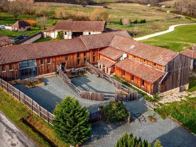 Domaine d’exception avec activité touristique – 10 hectares – Secteur Bergerac / Lunas
