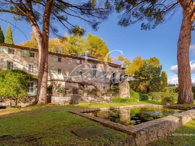 Domaine d’Exception du XVIIe Siècle – Mas en Pierre sur 6,6. 639m² Grasse