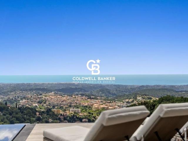 Domaine d'Azur: Modernité neuve surplombant la méditéranée 350m² Vence