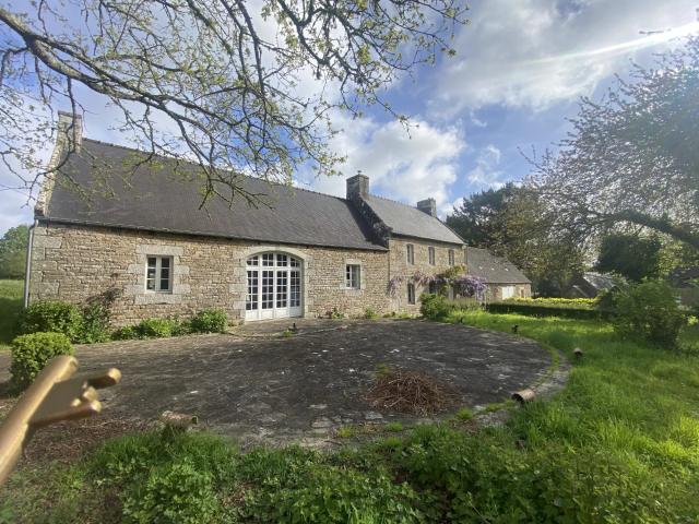 Domaine de caractère 8 hectares à Ploumilliau 360m² Ploumilliau