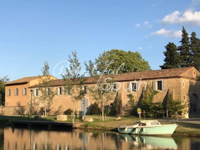 Domaine de caractère au bord du Canal du Midi – 5 gîtes de charme