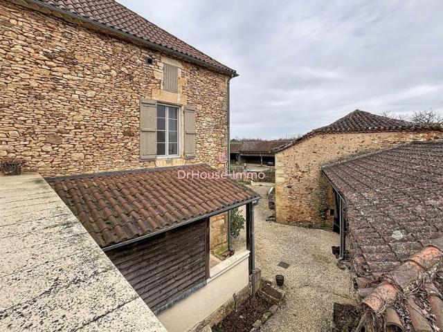 Domaine touristique exploitable et fort potentiel de développement 3 ha proche Bonaguil