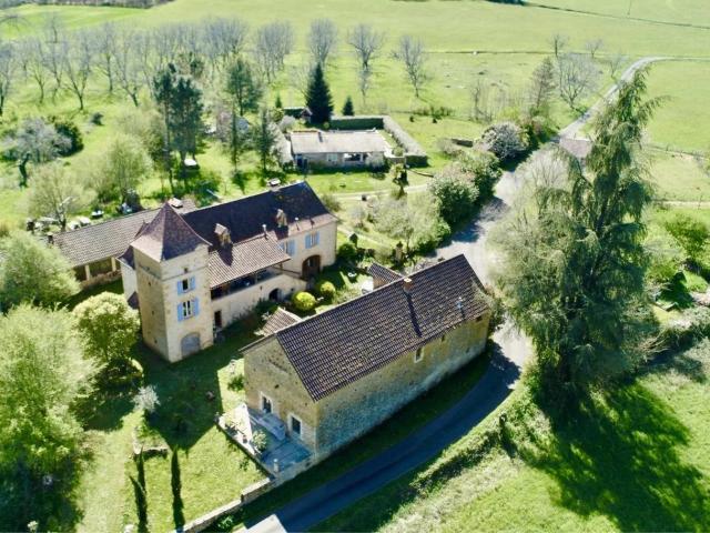 Domaine de charme – Authenticité, élégance et multiples poss. m² Marminiac