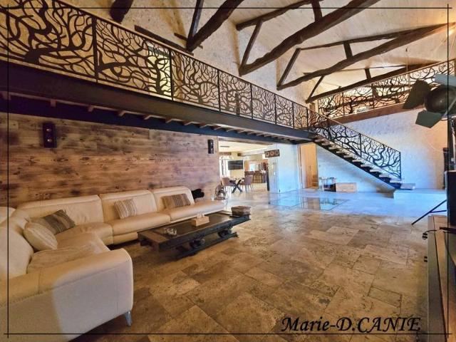 Domaine de prestige avec maison, gîte et dépendances, dans l. 430m² Lectoure