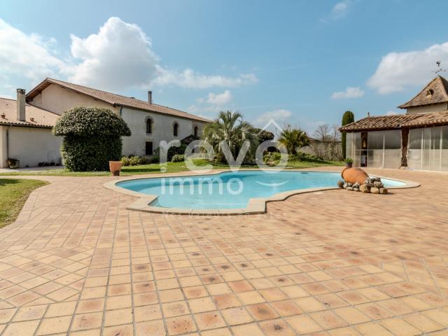Domaine de 478m2 à Marmande !