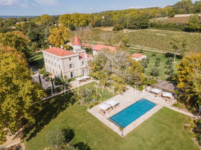 Domaine d'exception aux Pinchinats à Aix en Provence