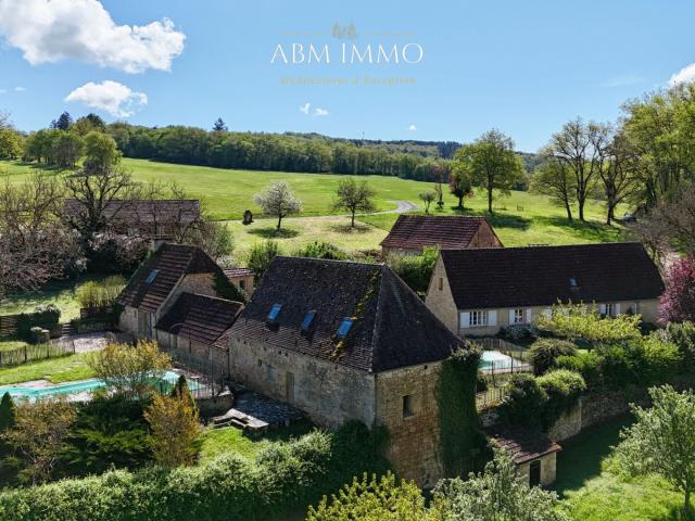 Domaine D'exception Au Coeur Du Perigord Noir 962m² Les Eyzies