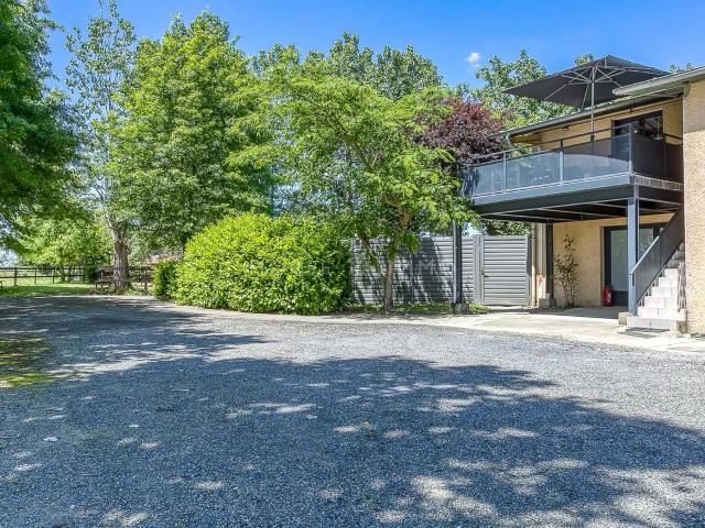 Domaine équestre de prestige avec hébergements et installati. 200m² Tarbes
