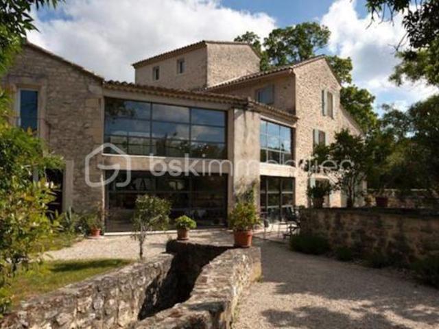Domaine Hôtelier Signature en Drôme Provençale — Ancien Moulin Restauré dans un Parc Privé de 3,7 ha