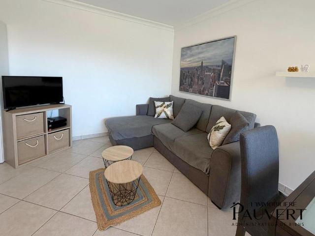 Domaine Juan Flore, Appartement T3 Meublé avec parkings location longue durée