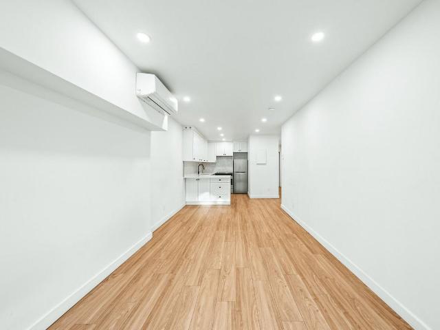 Domaine Pelican 1 Bedroom Apartment for Rent at 5205 1re Av, Montréal, QC H1Y 2Z8 Vieux Rosemont
