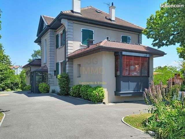 Domaine privé à Ambilly | Maison de maître 320 m² | Jardin