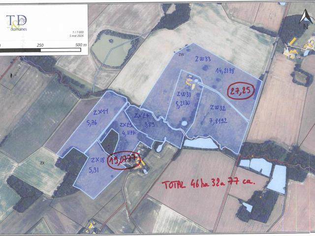 Domaine rural groupé sur 46 hectares en Touraine 100m² Loché sur Indrois