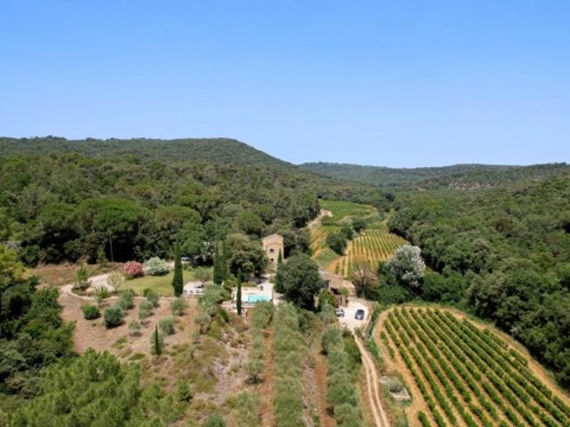 Domaine unique dans un environnement naturel exceptionnel