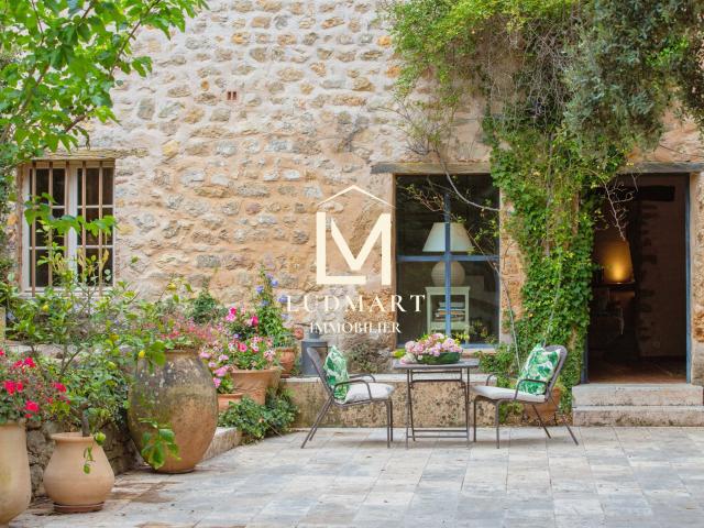 Domaine viticole et oléicole de caractère à Lorgues 55 ha, v. 250m² Lorgues