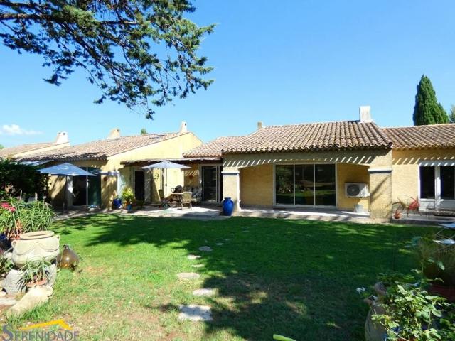 Domaine 310.78m ² 311m² Vias