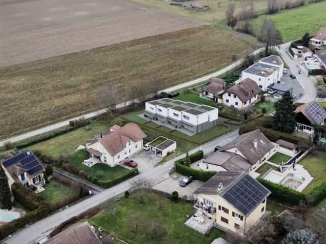 Domdidier, zum Verkauf, angrenzende 4.5 Zimmer Villen mit Garten