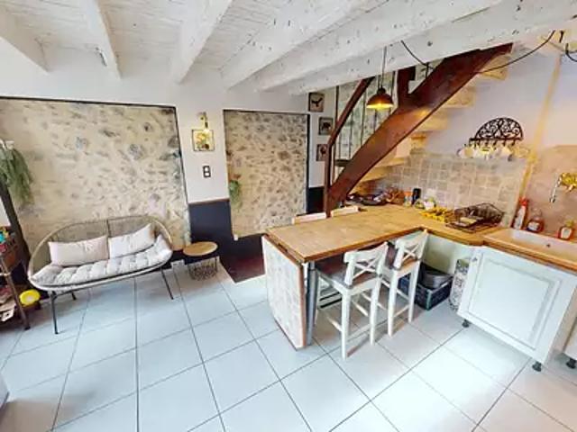 Domène 38420 Achat / Vente maison 2 pièces t2 au dernier étage cave