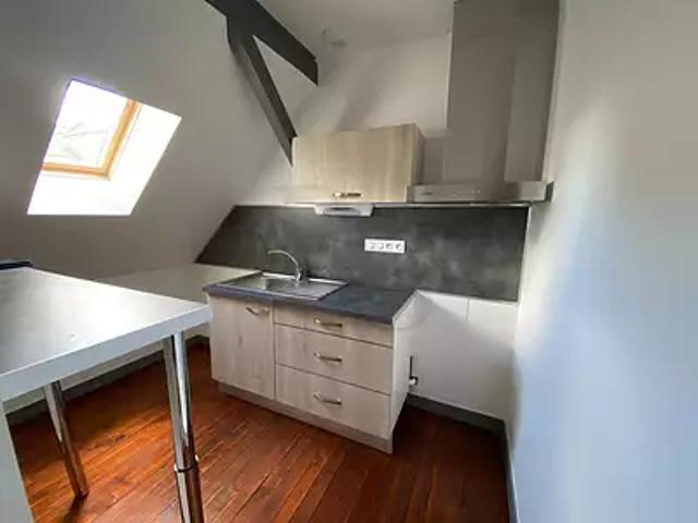 Domfront en Poiraie 61700 Location appartement 2 pièces t2 au dernier étage